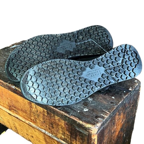 Men's Shoes for Crews Black Slip & Oil Resistant Sneakers, Size USA 9 - Picture 5 of 10